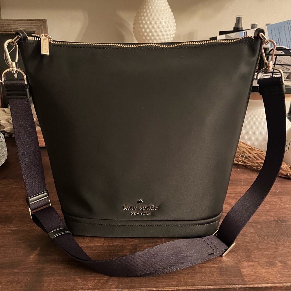 Kate Spade Chelsea Duffle Crossbody Bag, Black NWT